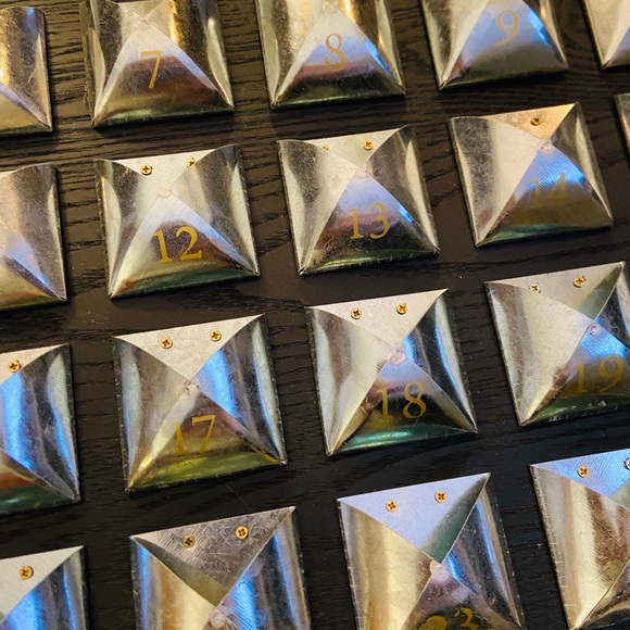 SOLD: Hearth & Hand Magnolia Advent Calendar - Picture 2 of 5